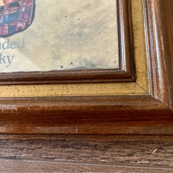 Framed Mirror Canadian Club Classic 12-year -old Canadian Whisky 17/20 Inches - Picture 2 of 11